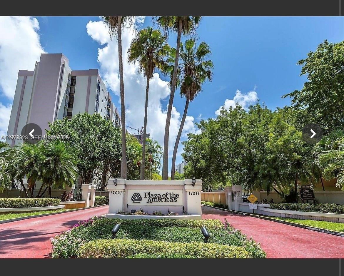 Plaza of the americas - Residential