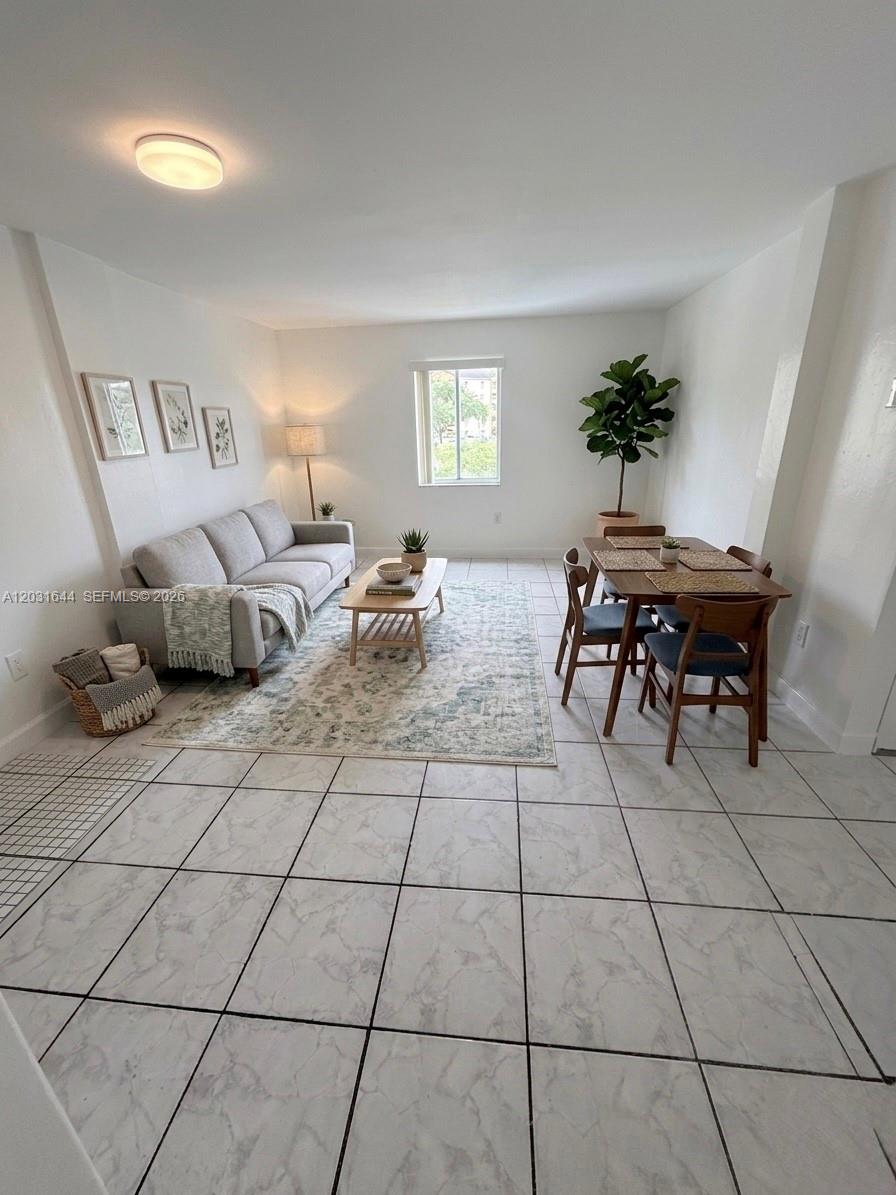 FLA FRUIT LAND CO SUB - Residential Lease