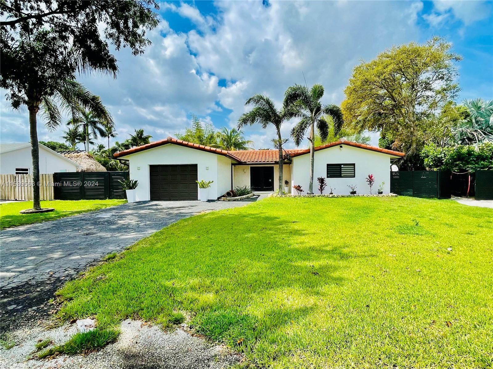EVERGLADE LAND SALES CO - Residential