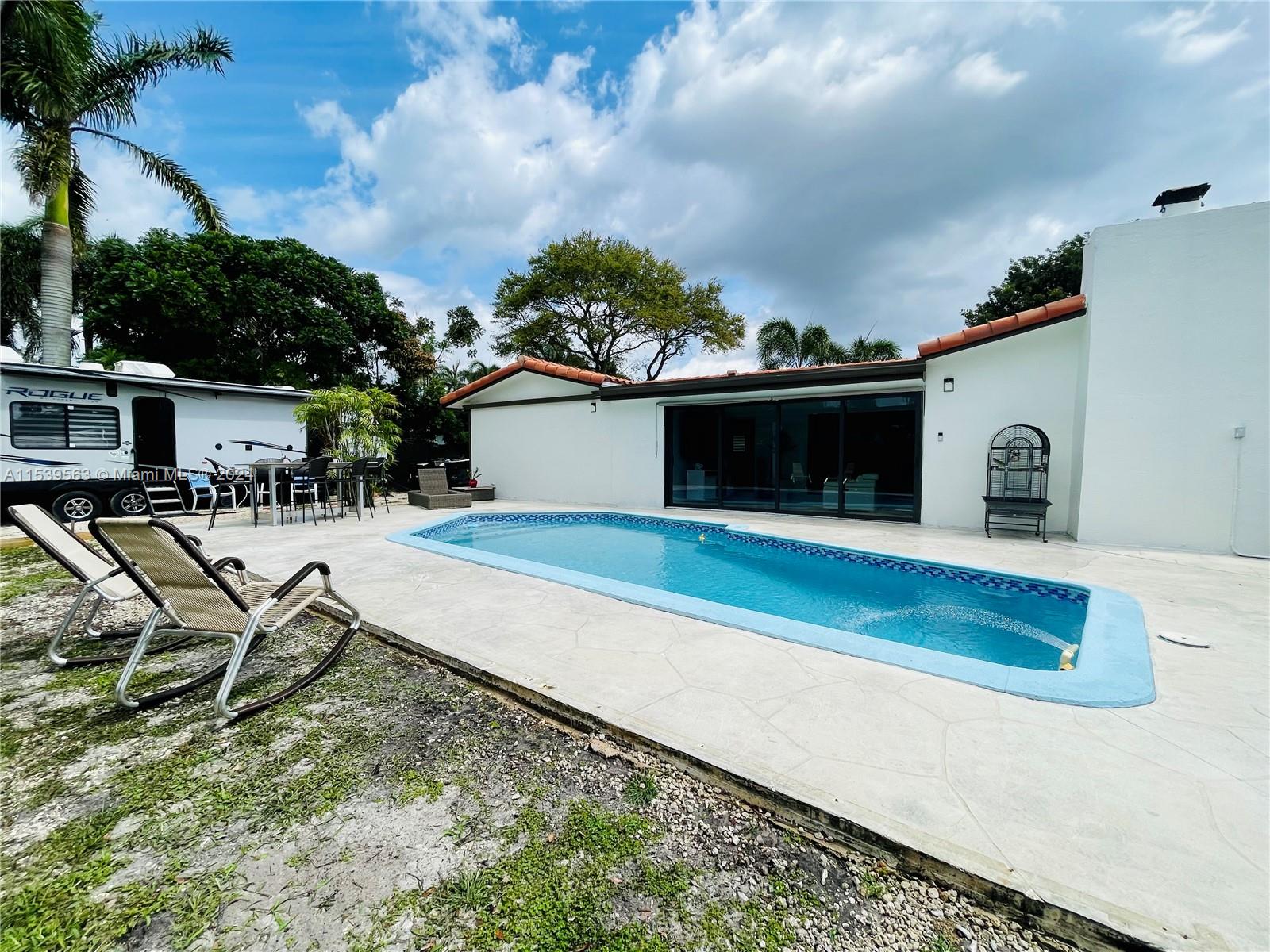 EVERGLADE LAND SALES CO - Residential
