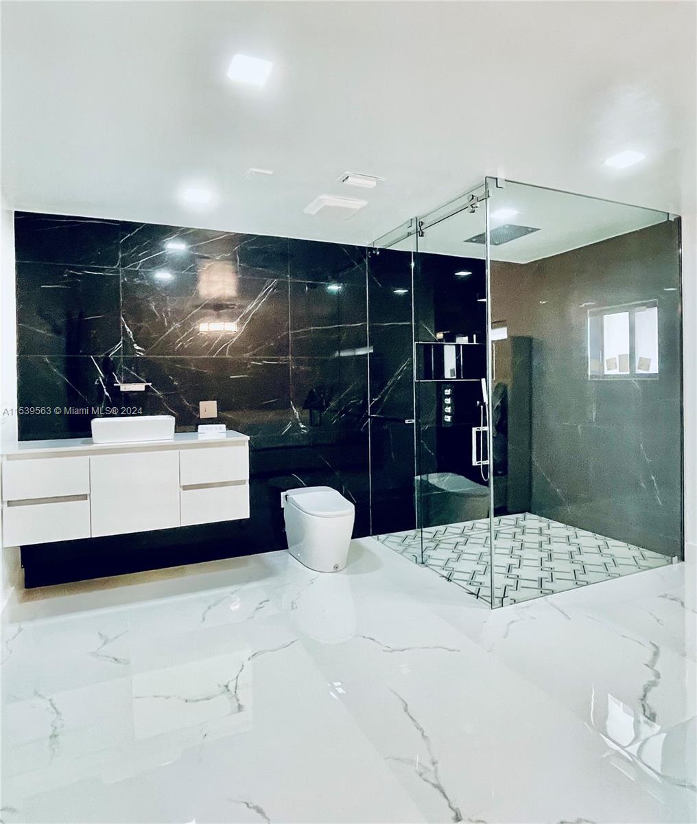 EVERGLADE LAND SALES CO - Residential