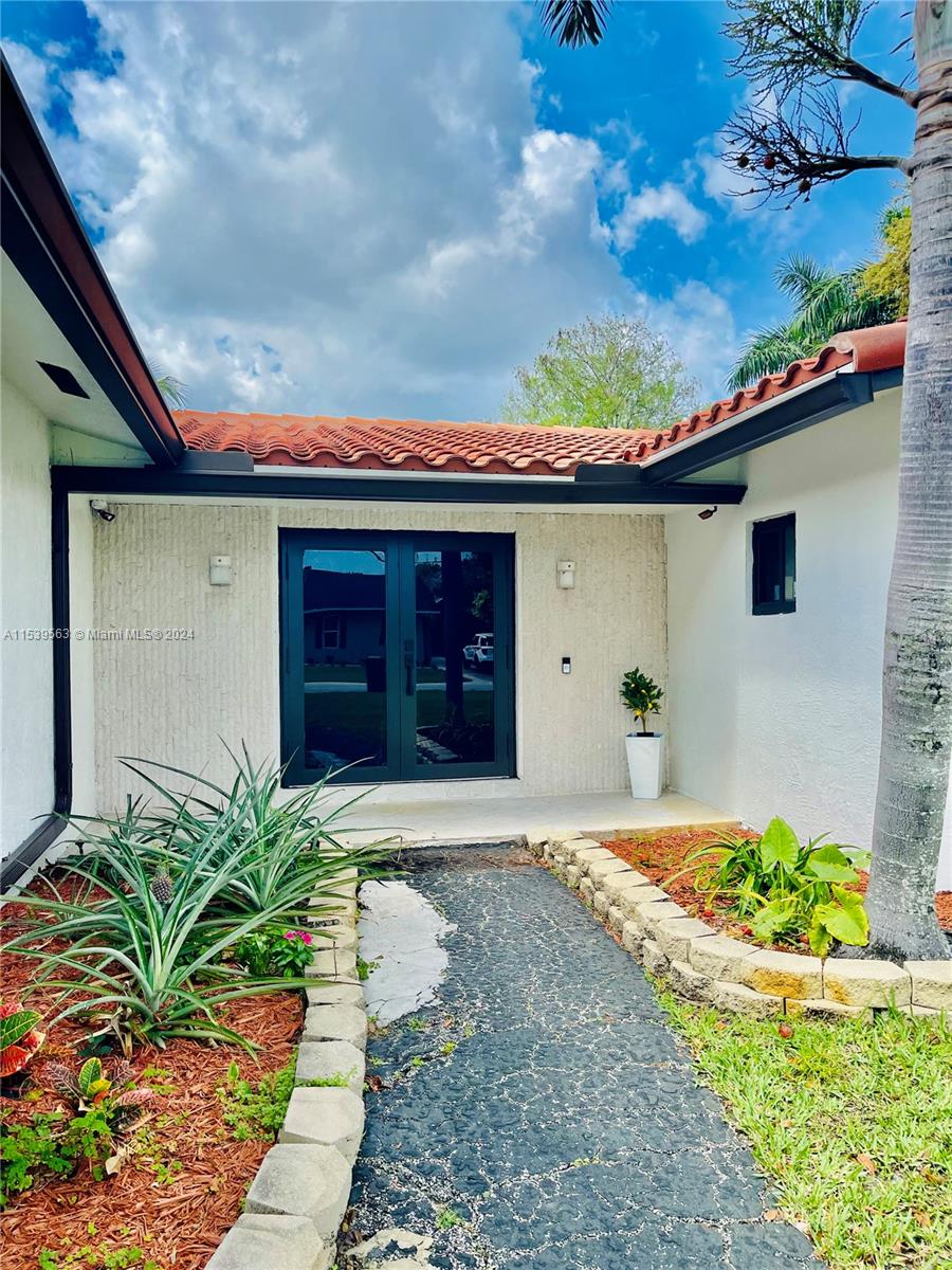 EVERGLADE LAND SALES CO - Residential