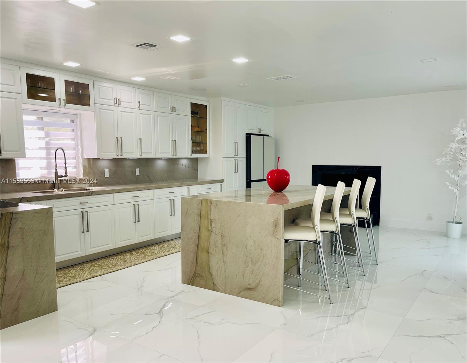 EVERGLADE LAND SALES CO - Residential