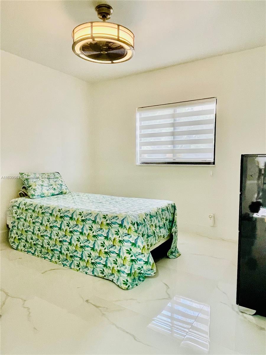 EVERGLADE LAND SALES CO - Residential