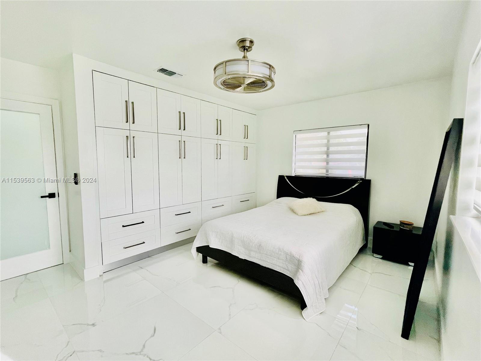 EVERGLADE LAND SALES CO - Residential
