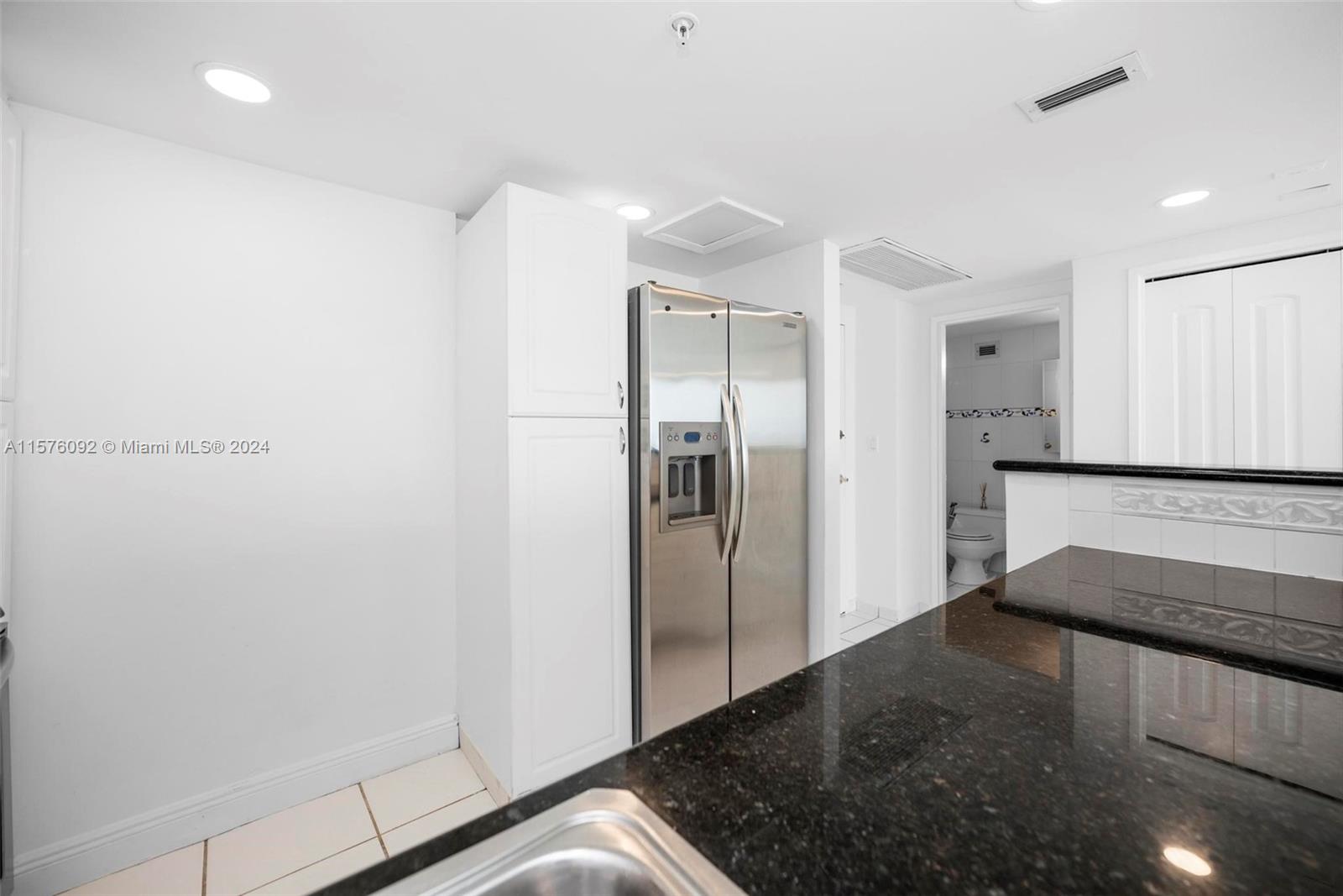 THE PAVILION CONDO - Residential Lease