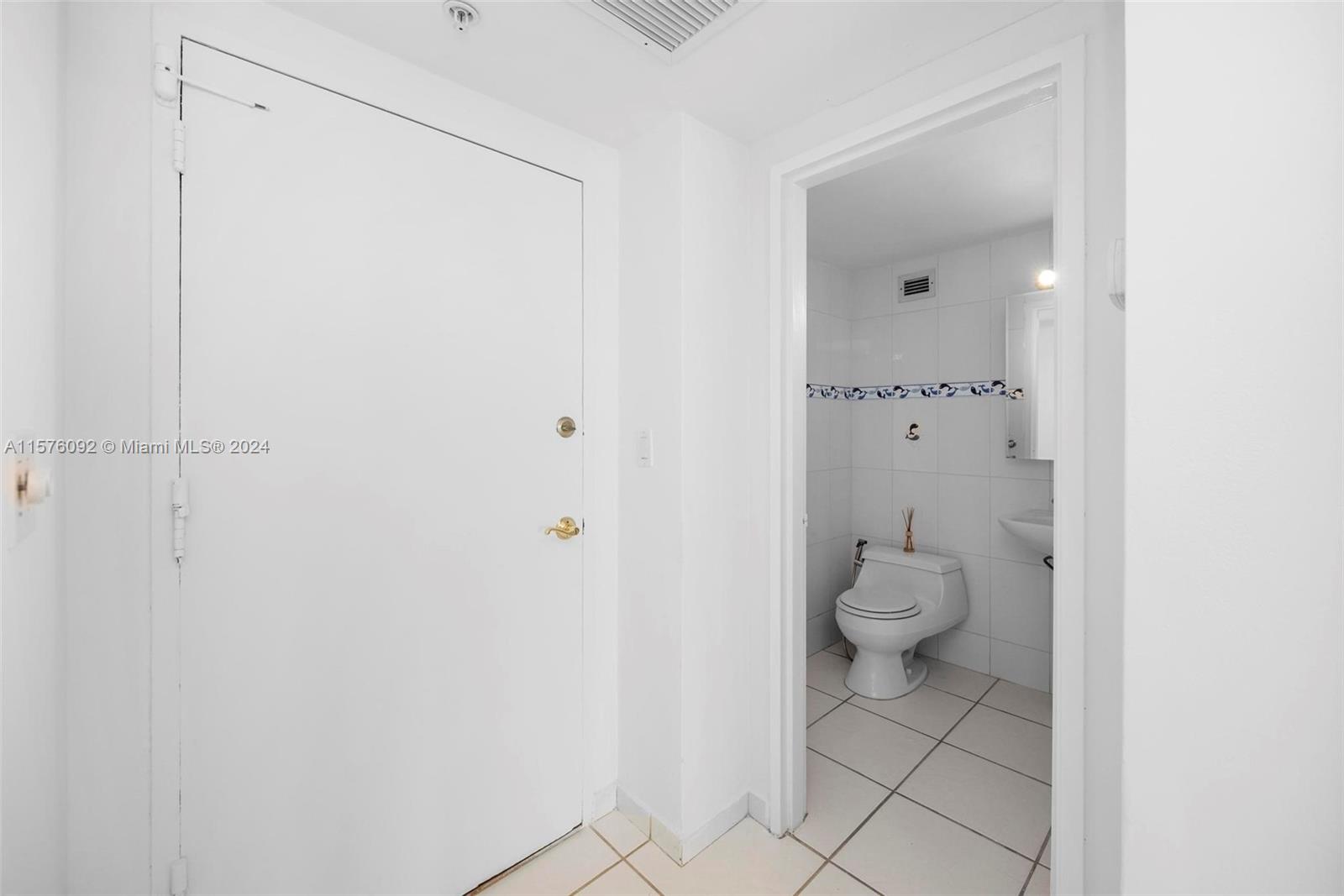 THE PAVILION CONDO - Residential Lease