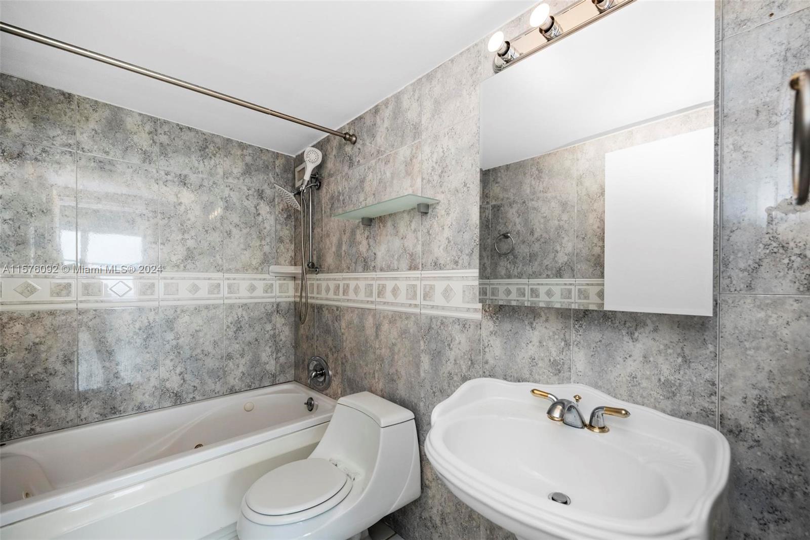 THE PAVILION CONDO - Residential Lease