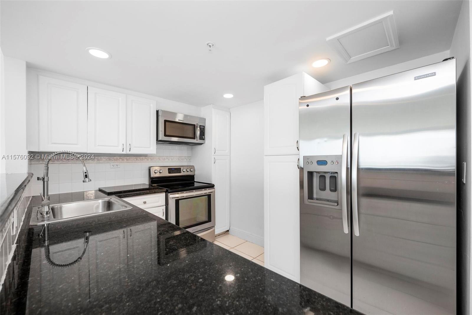 THE PAVILION CONDO - Residential Lease