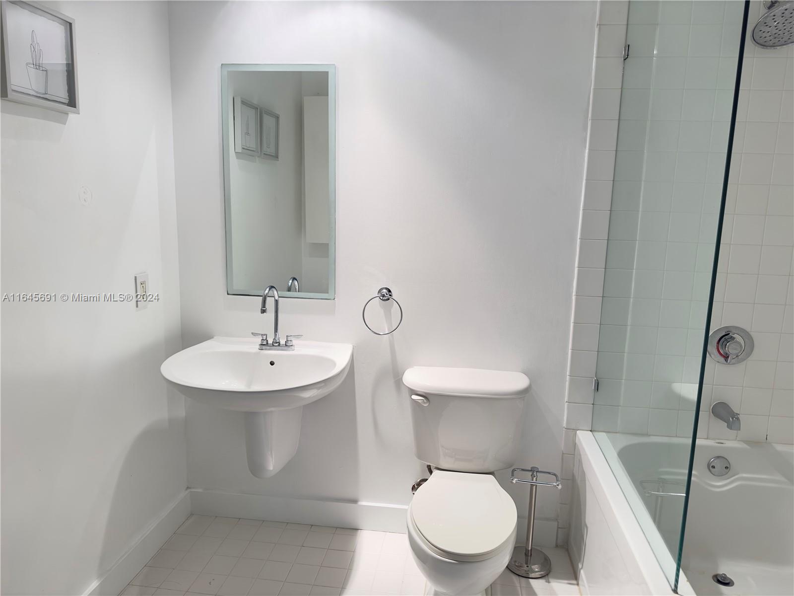 NEO CONDO - Residential Lease