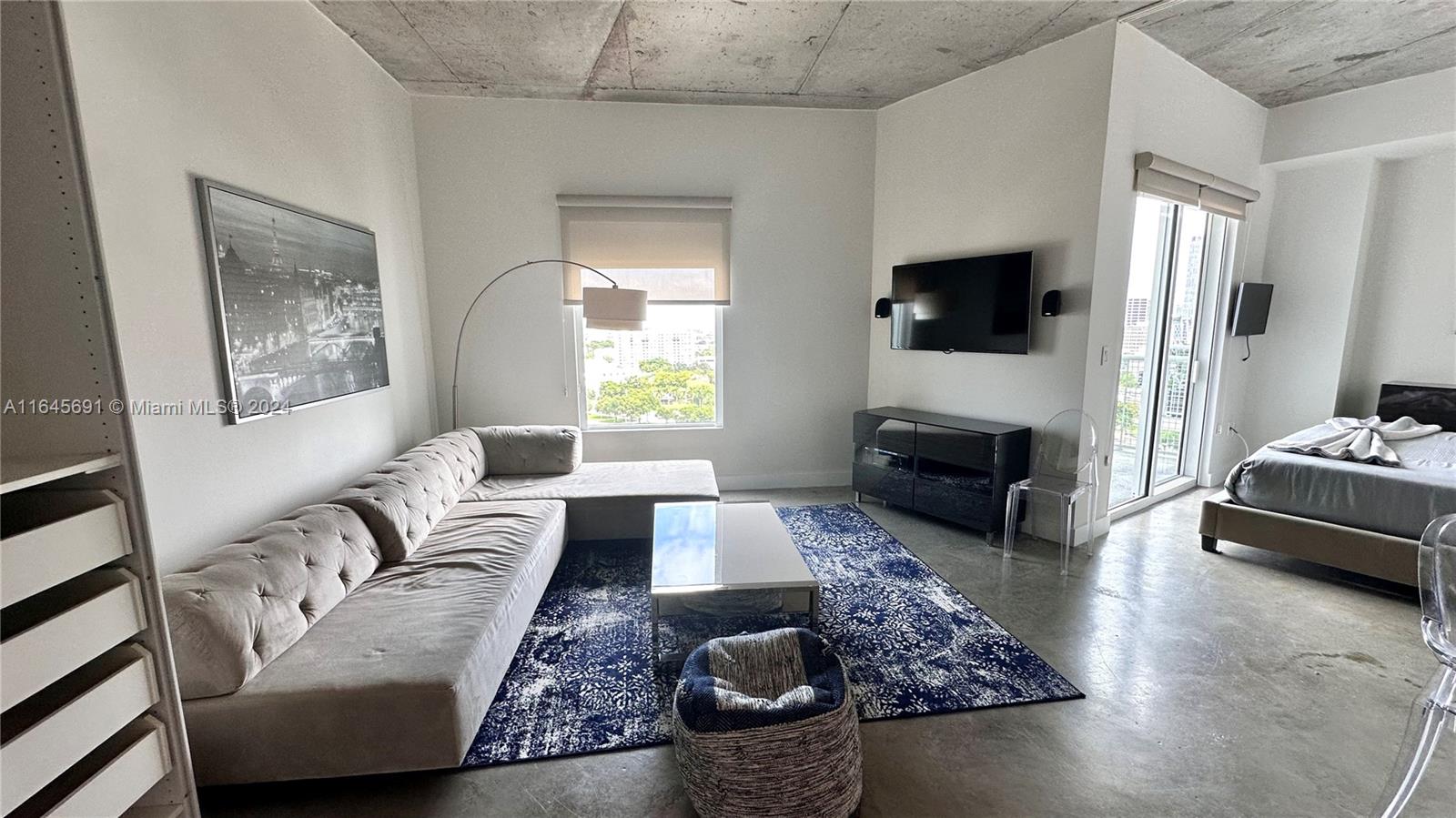 NEO CONDO - Residential Lease