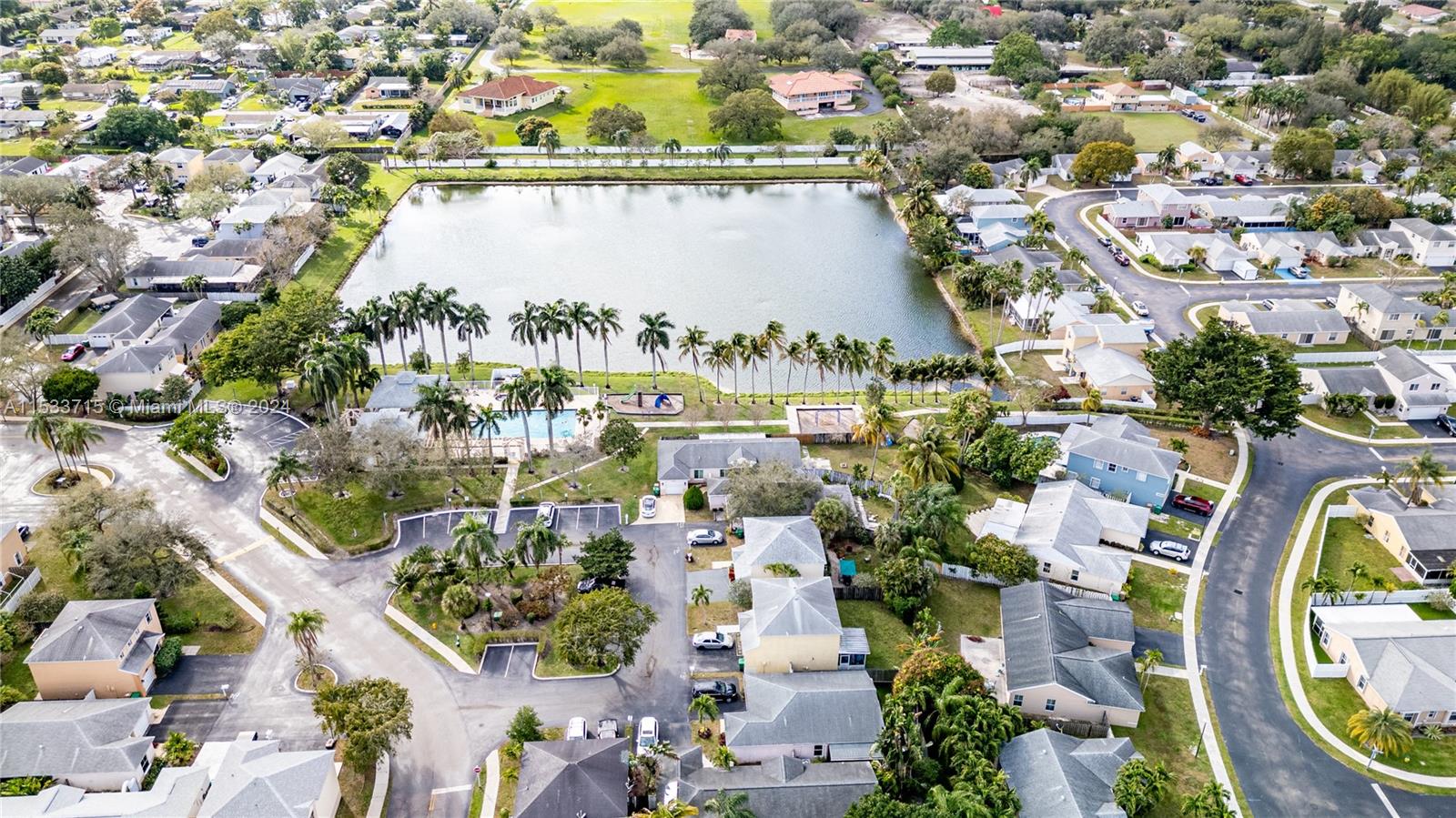 APPLE CREEK - Residential Lease