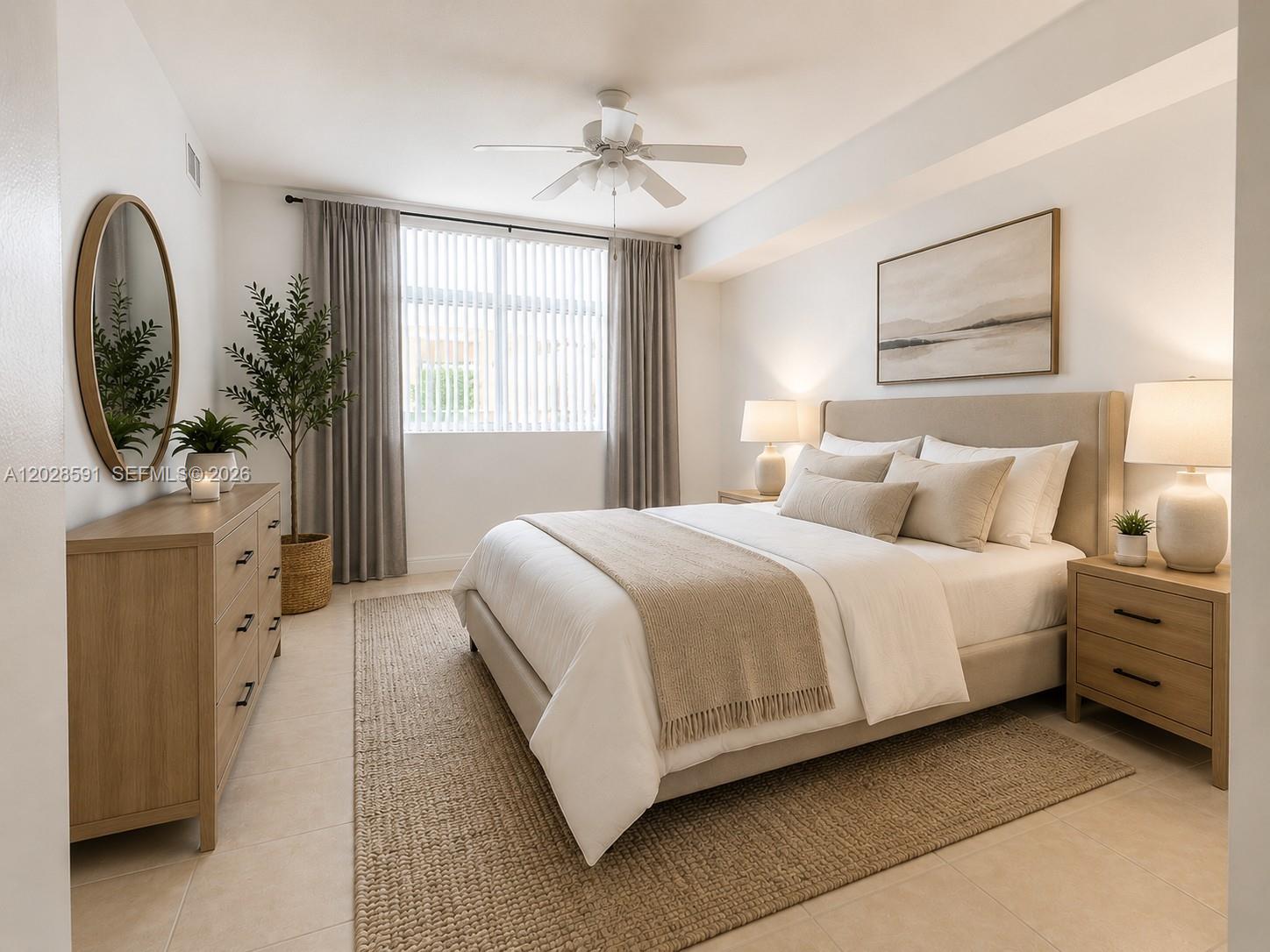 HOLLYWOOD STATION - Residential