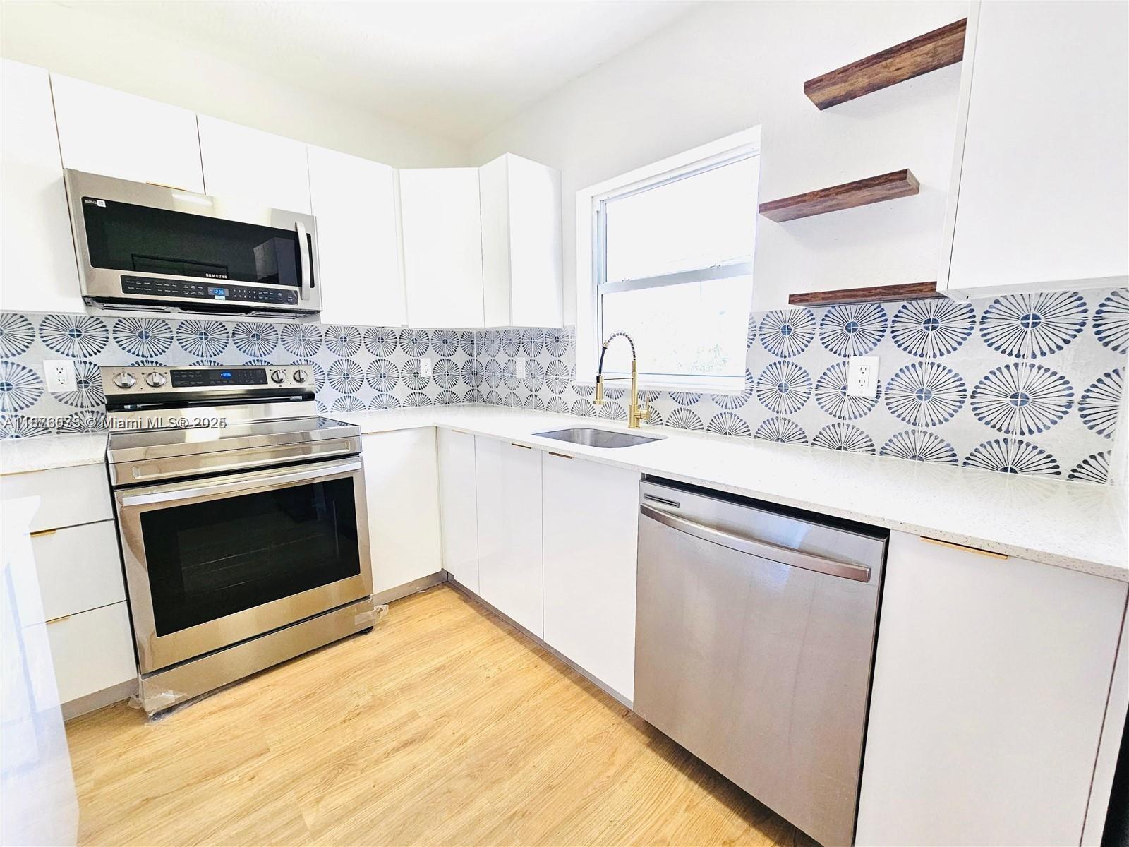 MONROE HEIGHTS - Residential