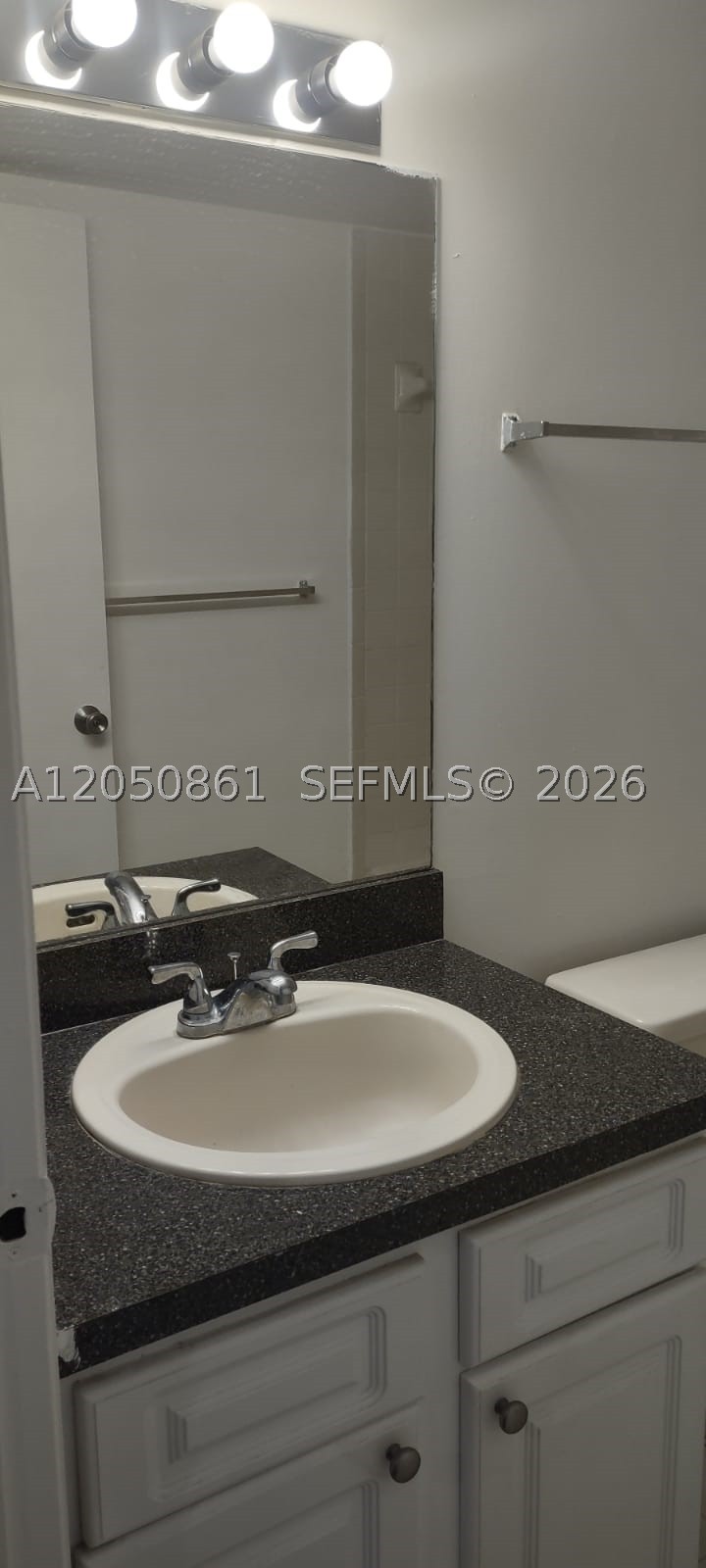 LAS VISTAS AT DORAL CONDO - Residential Lease