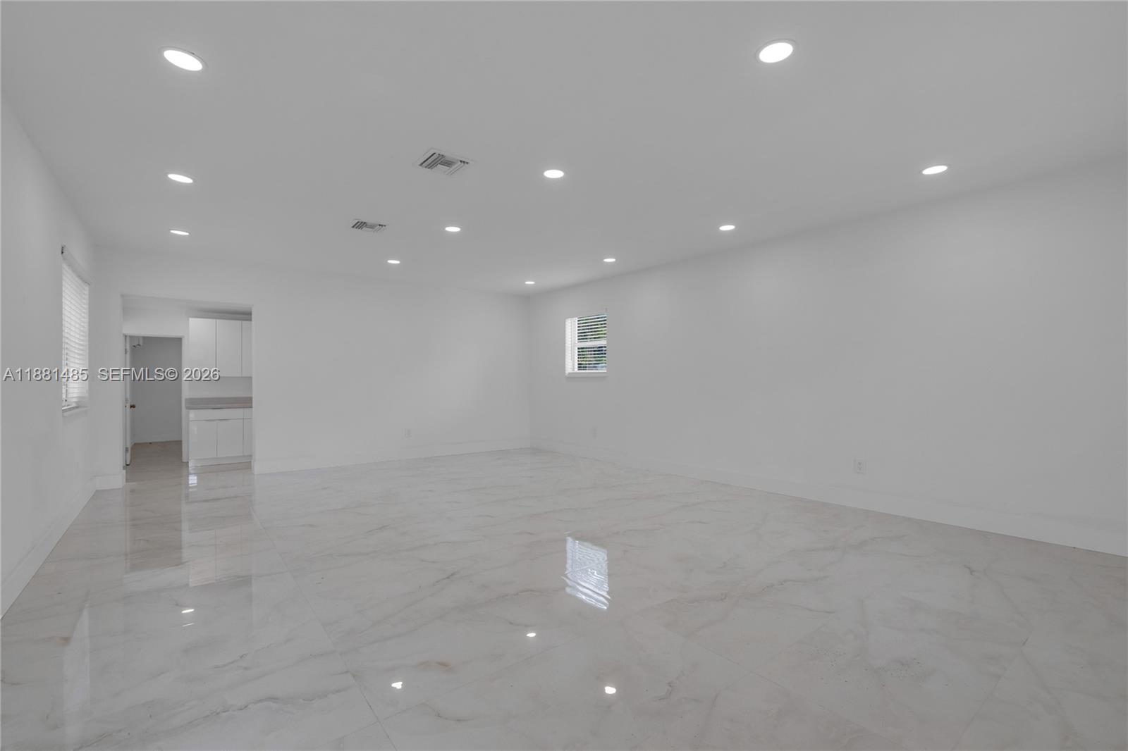 PINE TREE PARK 1ST ADDN - Residential