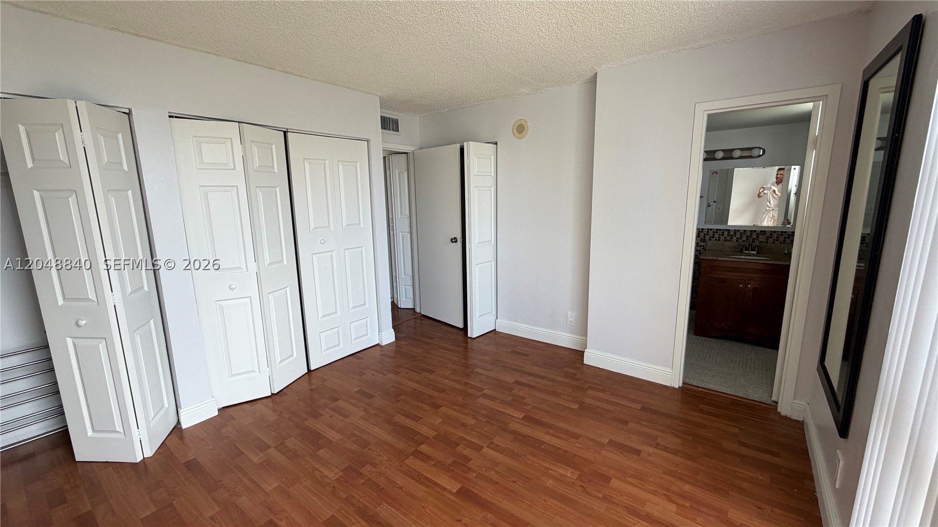 PLAZA OF AMERICAS CONDO P - Residential Lease