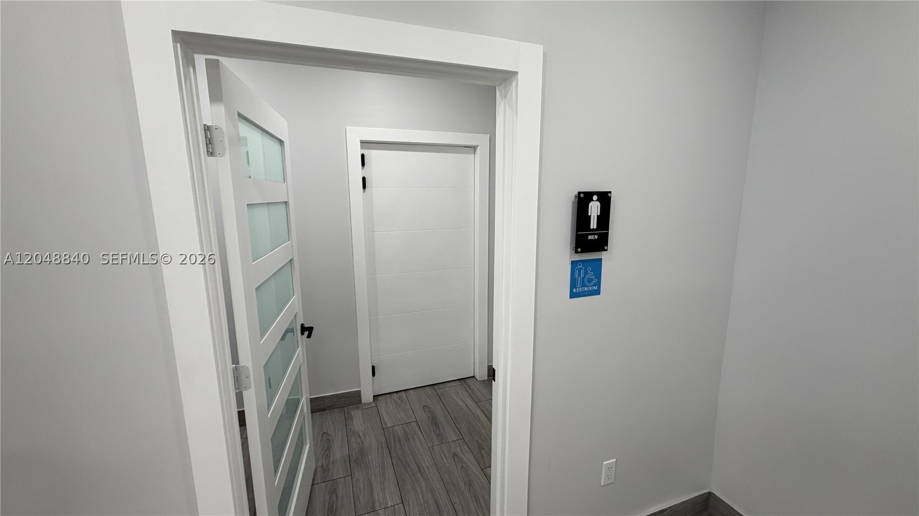 PLAZA OF AMERICAS CONDO P - Residential Lease