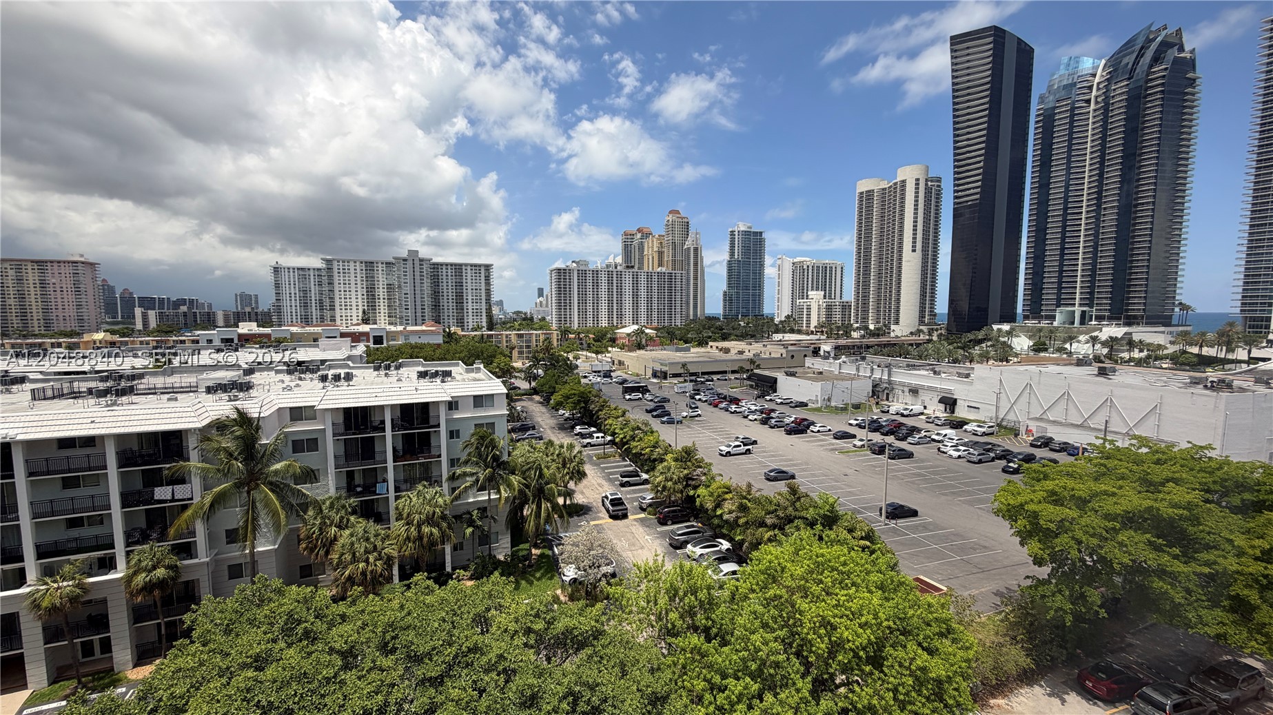 PLAZA OF AMERICAS CONDO P - Residential Lease