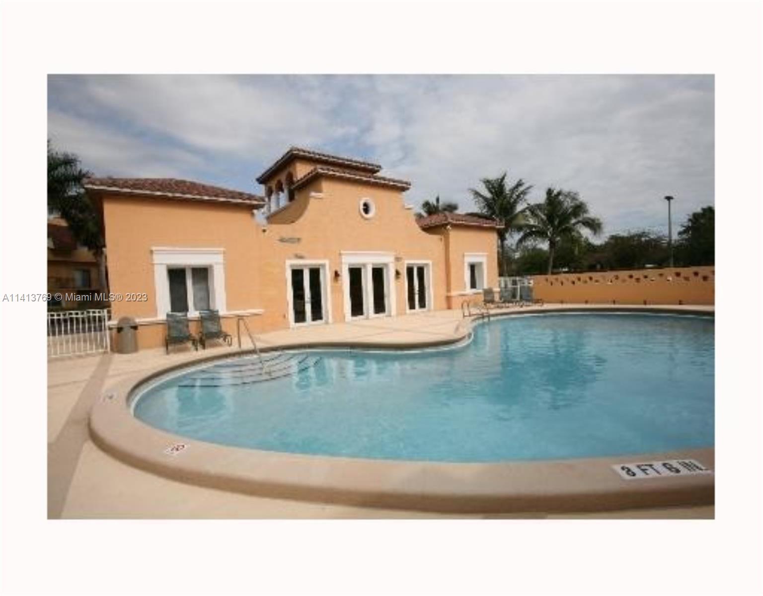 VILLAS OF PINECREST CONDO - Residential Lease