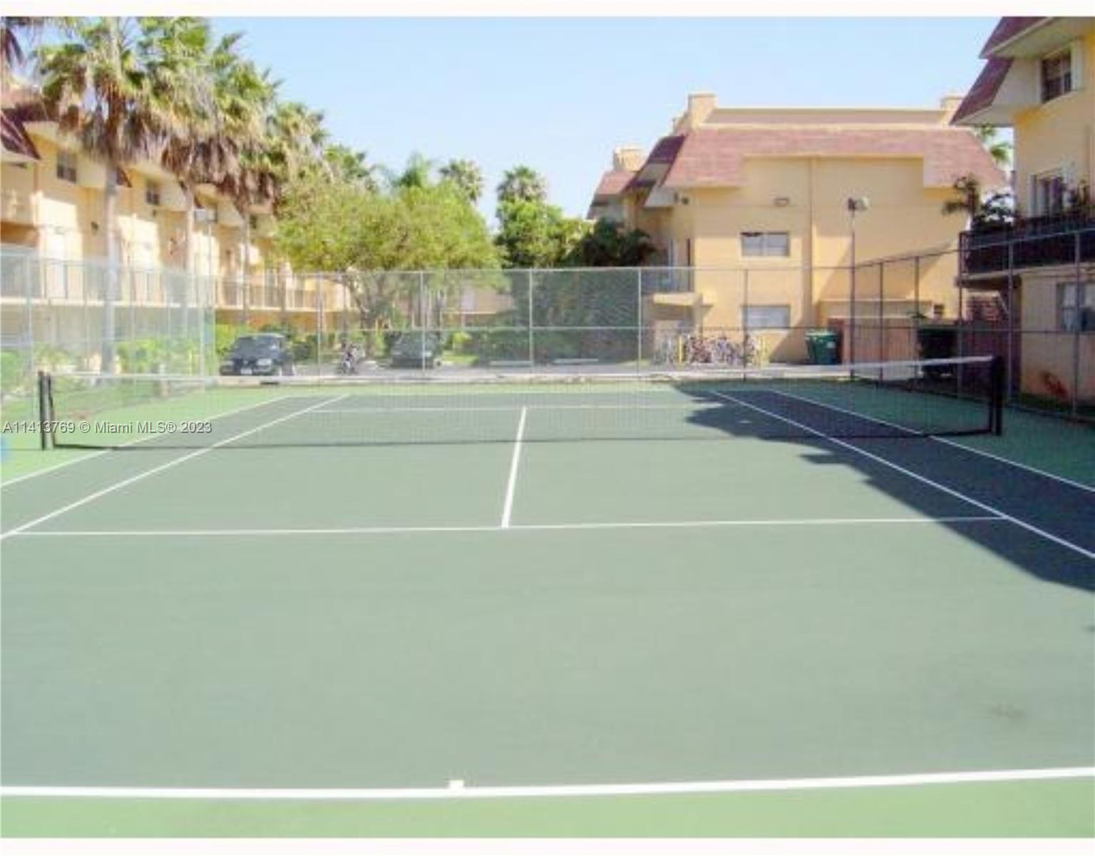 VILLAS OF PINECREST CONDO - Residential Lease