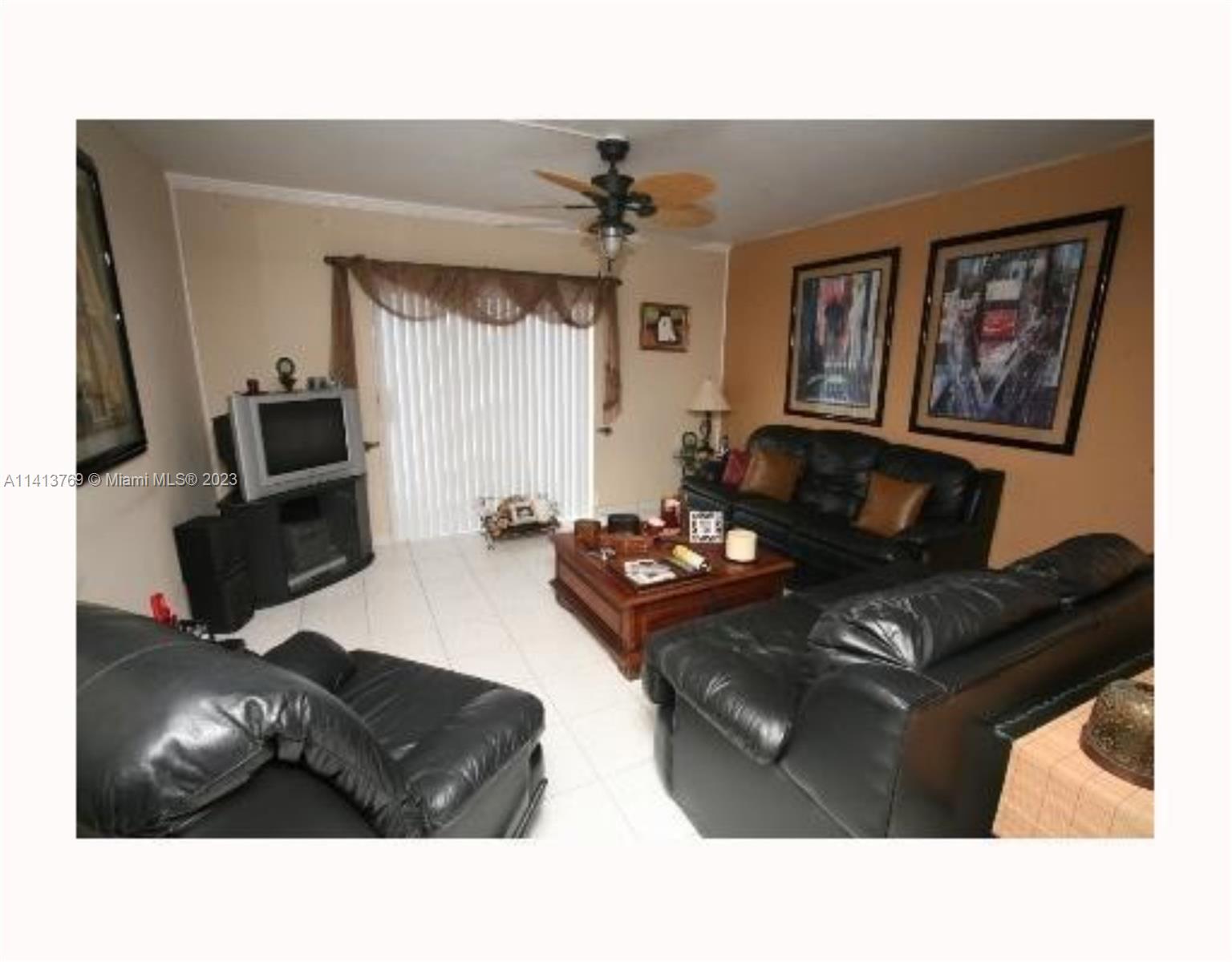 VILLAS OF PINECREST CONDO - Residential Lease