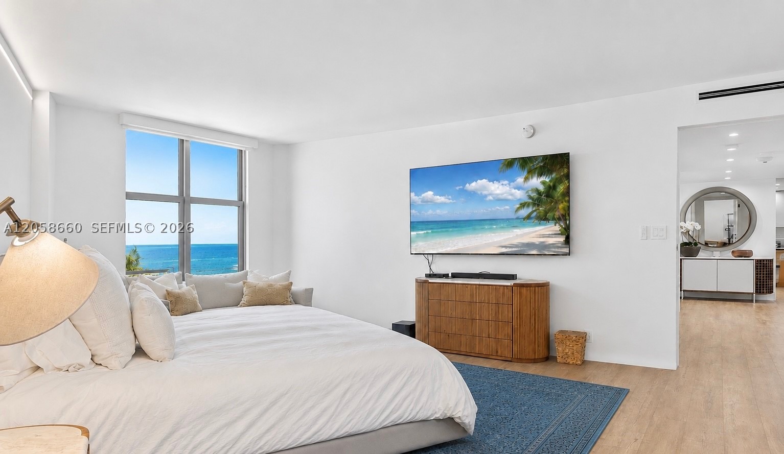 TOWERS OF KEY BISCAYNE CO - Residential