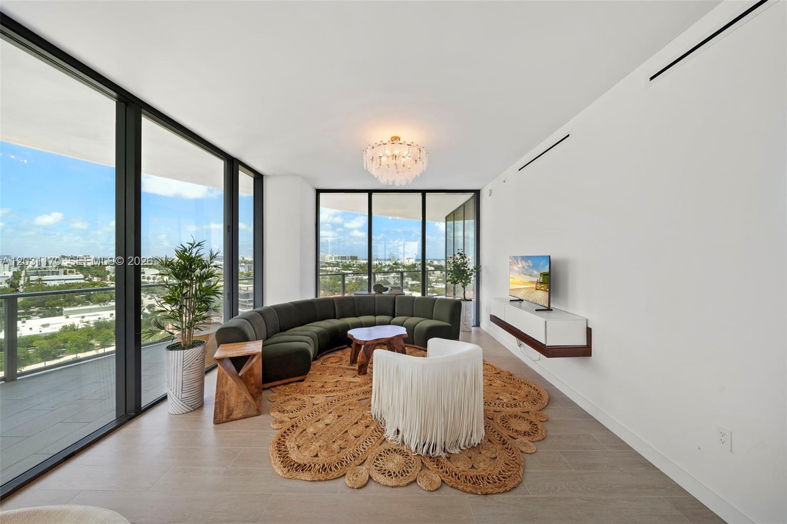 FIVE PARK - Residential Lease