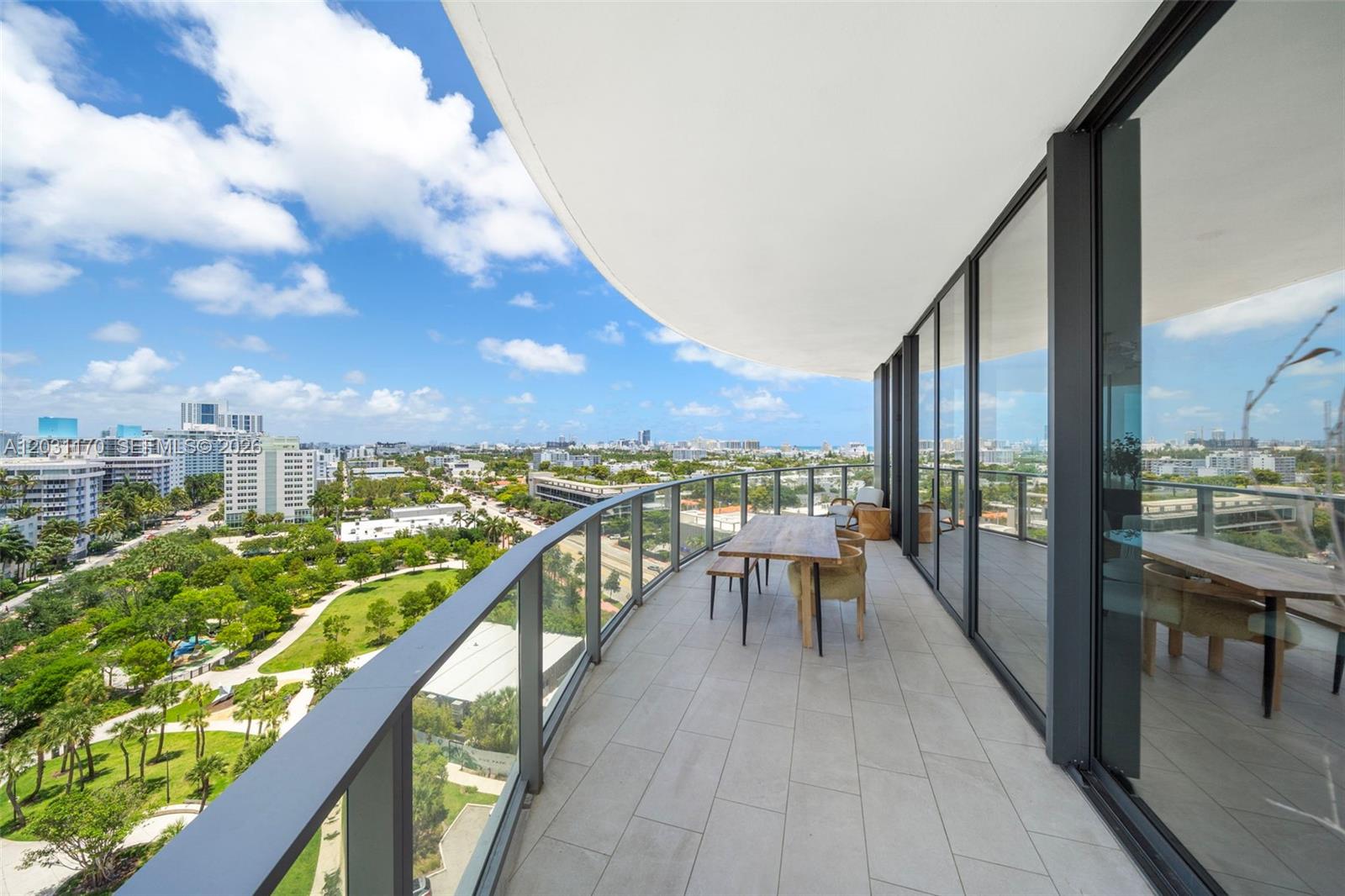 FIVE PARK - Residential Lease