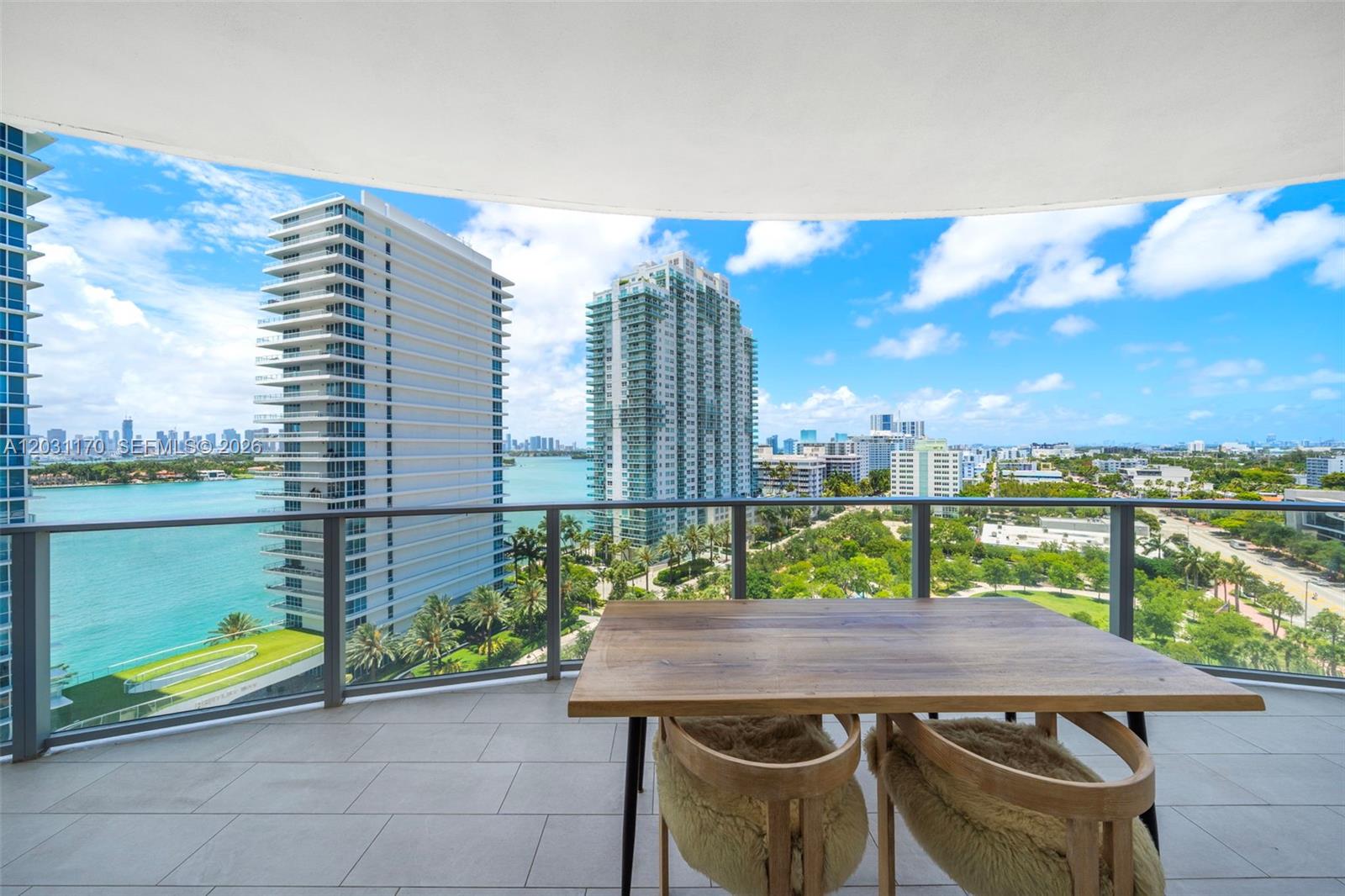 FIVE PARK - Residential Lease