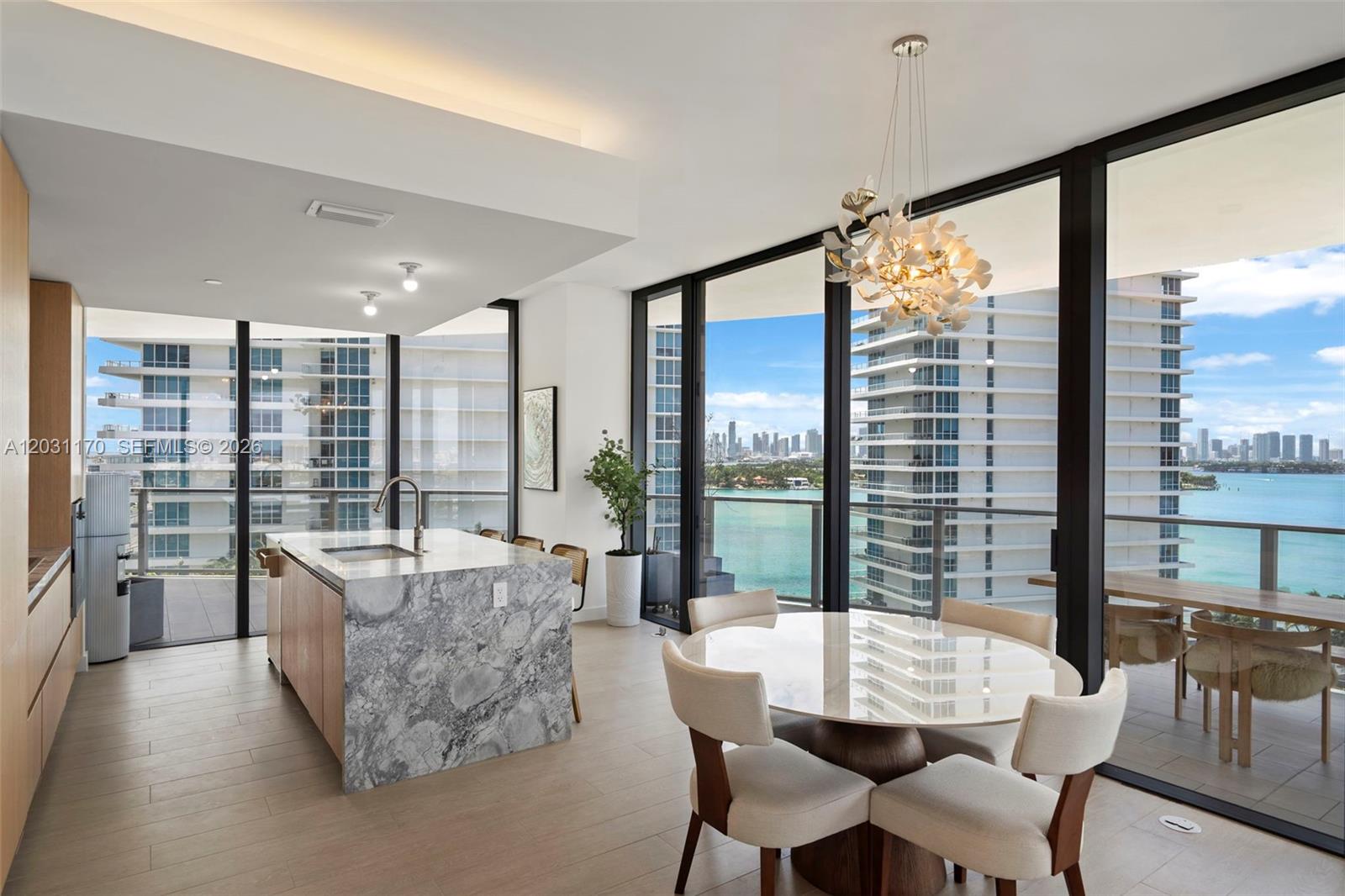 FIVE PARK - Residential Lease