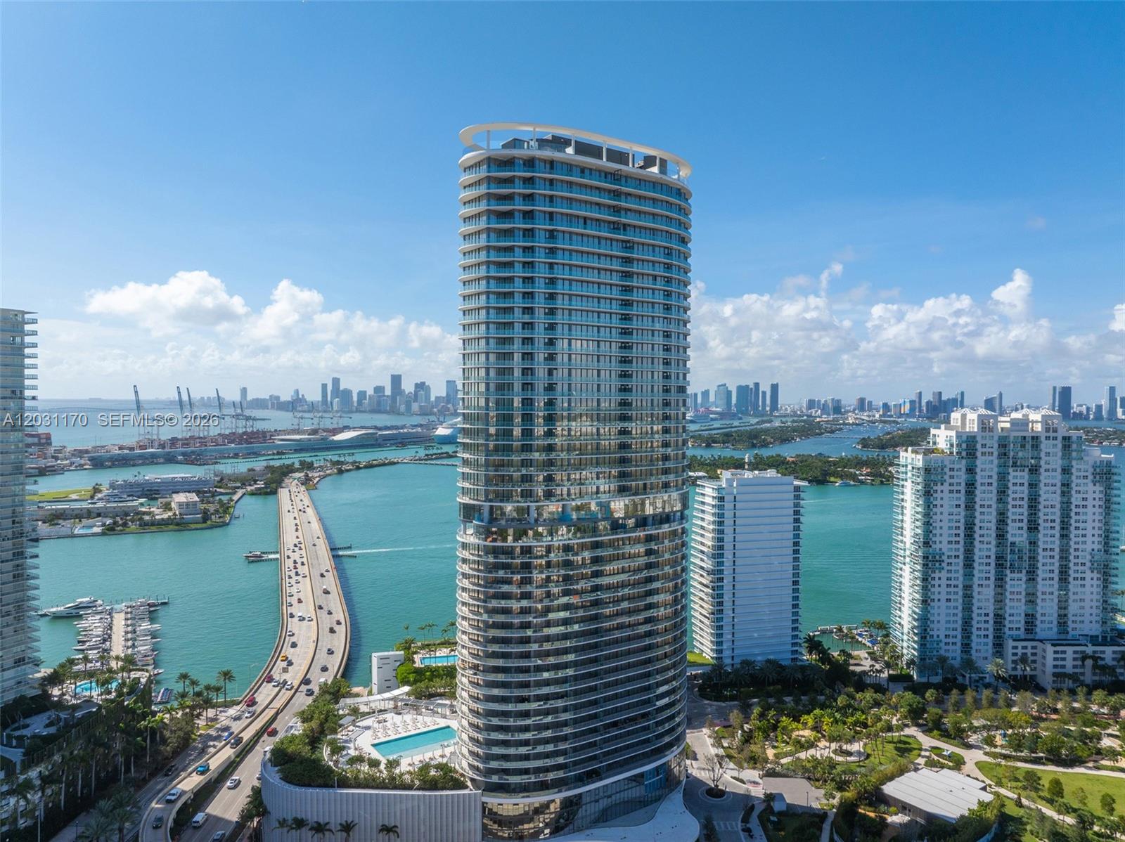 FIVE PARK - Residential Lease