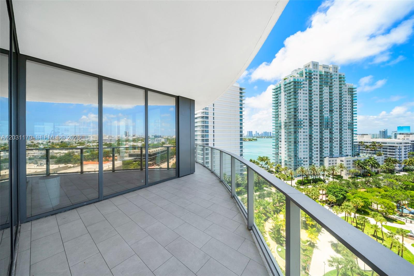 FIVE PARK - Residential Lease