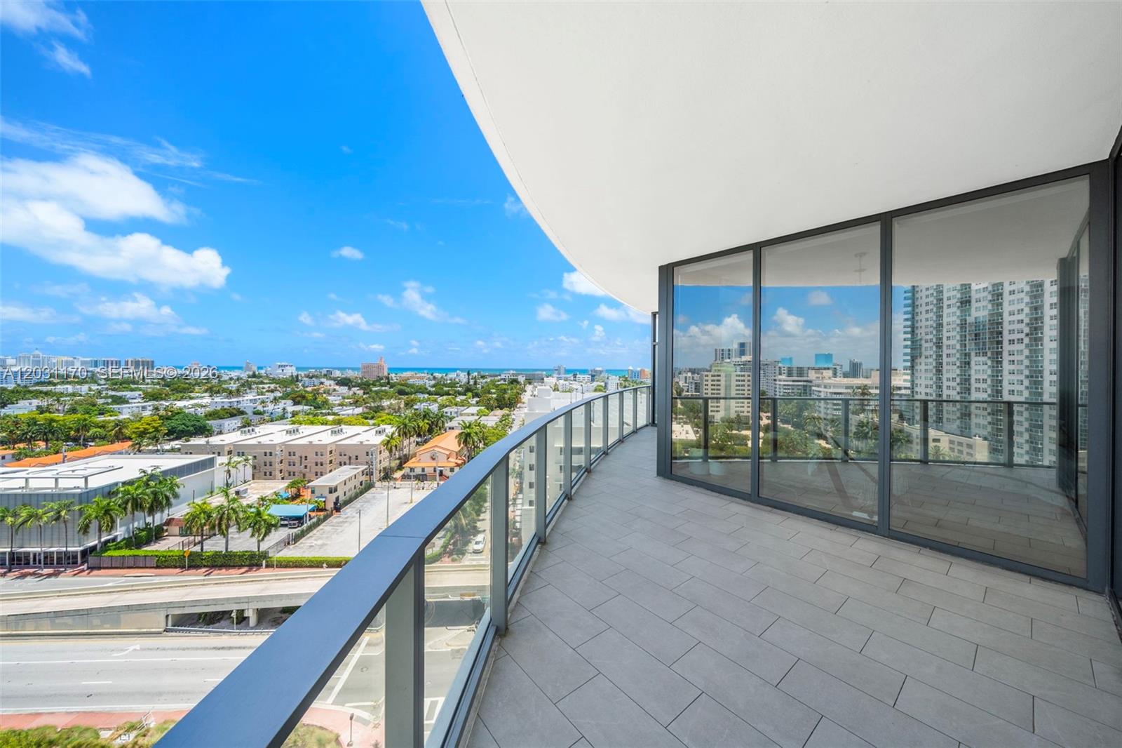 FIVE PARK - Residential Lease