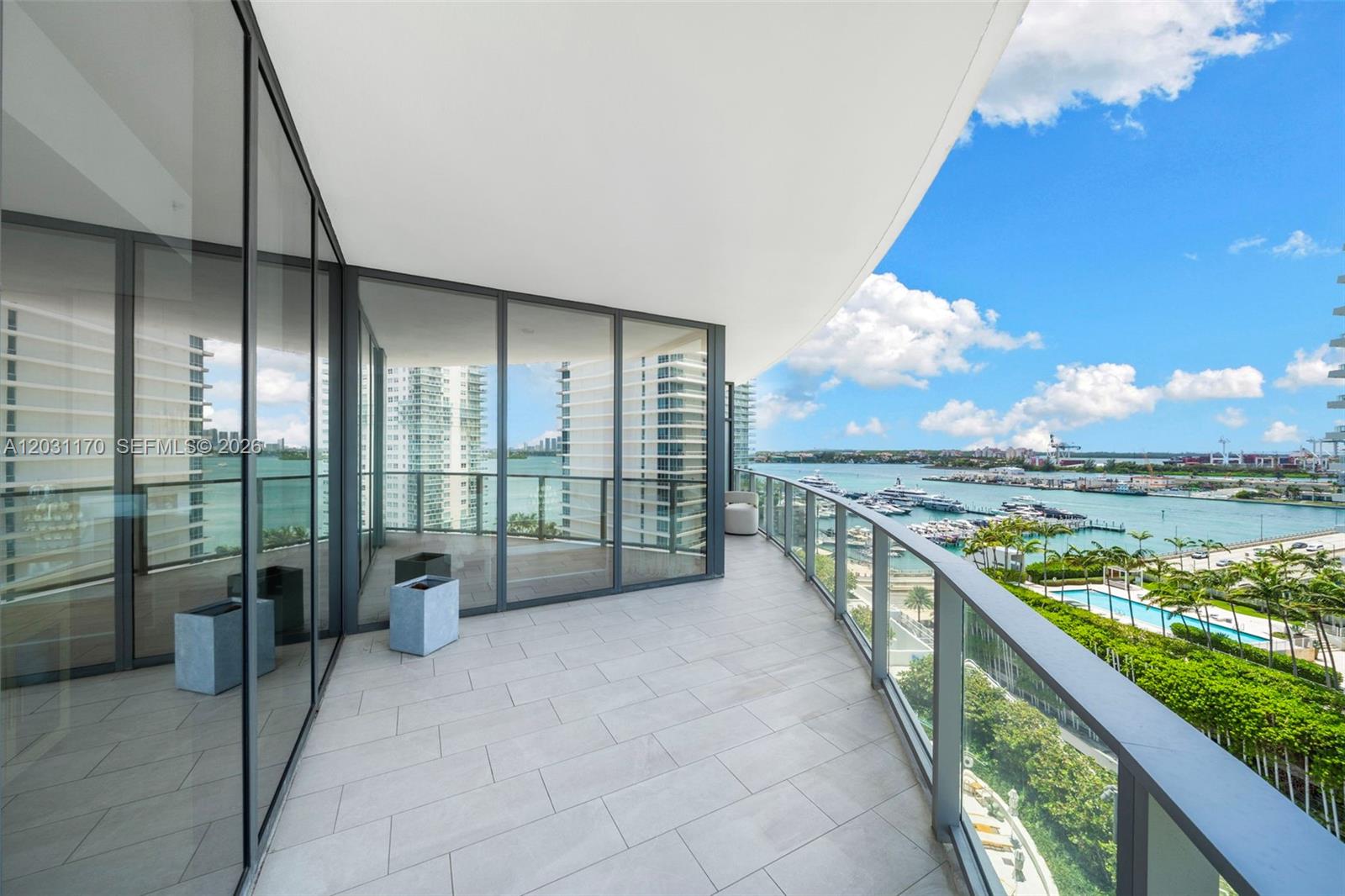 FIVE PARK - Residential Lease
