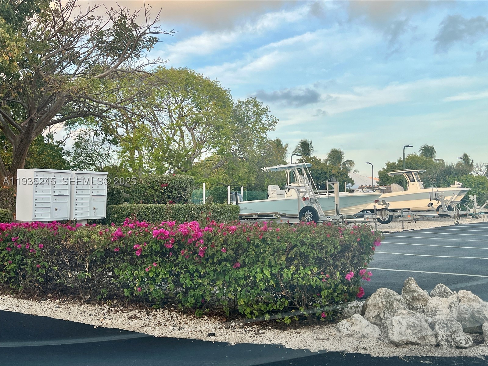 Key Largo Yacht Club - Residential