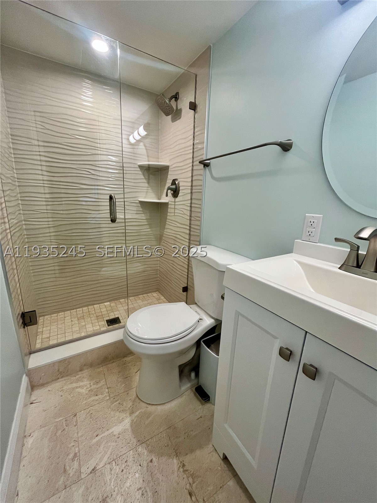 Key Largo Yacht Club - Residential