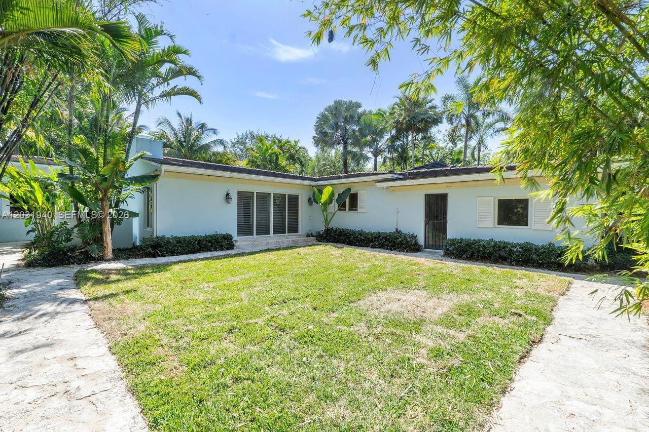 C GABLES RIVIERA SEC 12 - Residential Lease