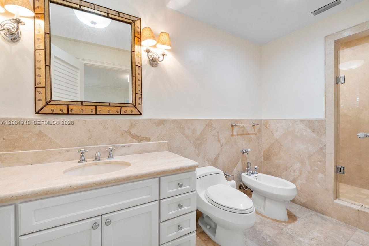 C GABLES RIVIERA SEC 12 - Residential Lease