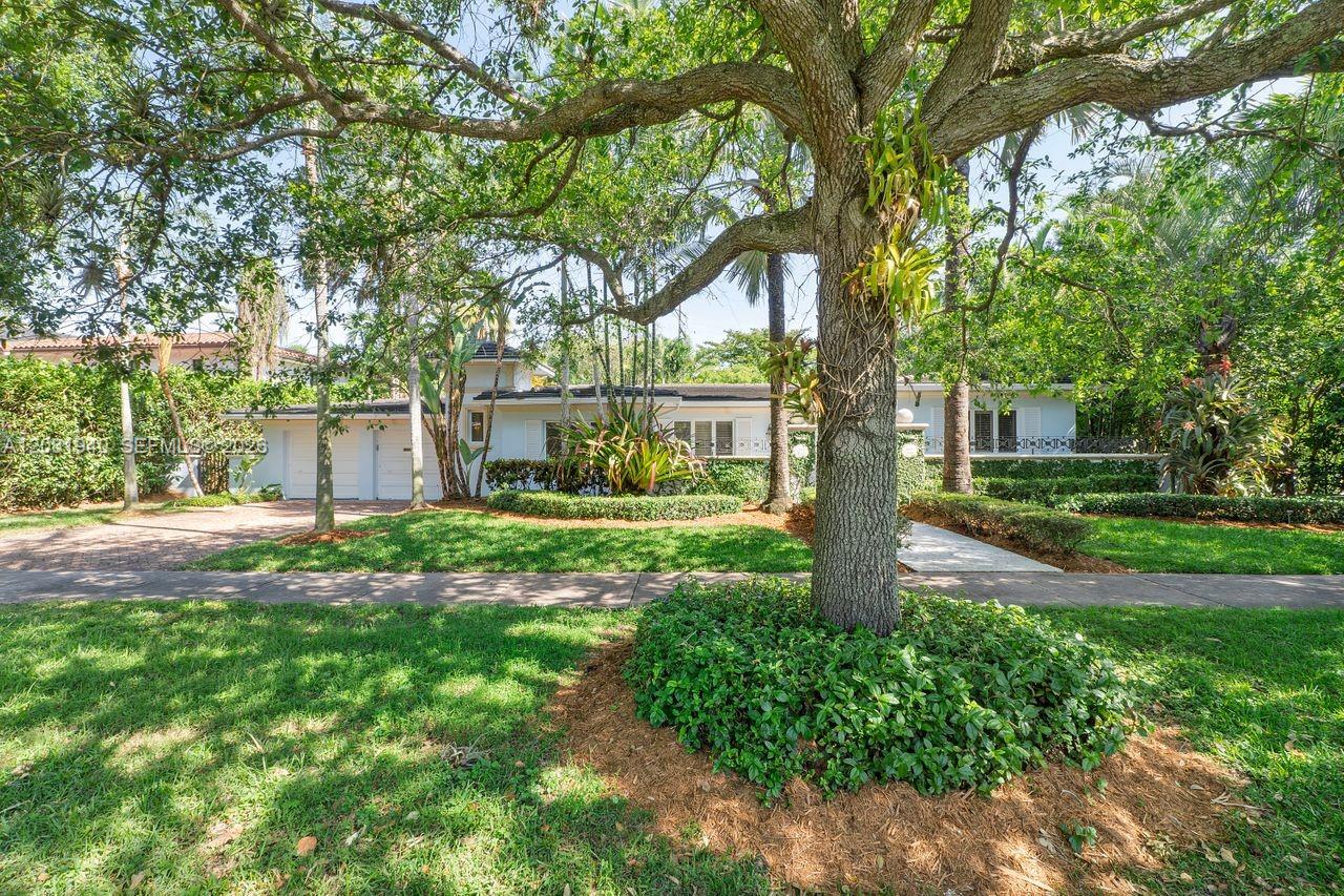 C GABLES RIVIERA SEC 12 - Residential Lease