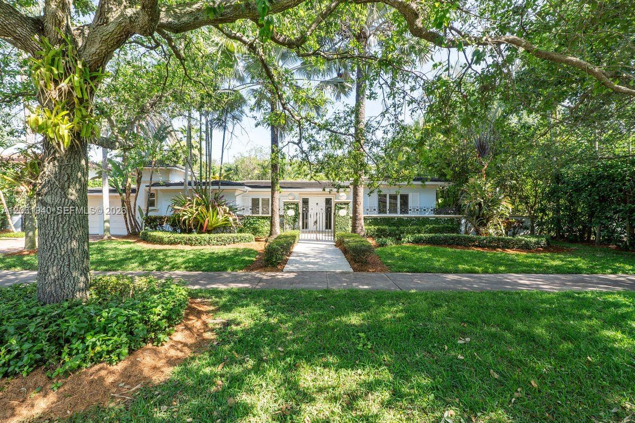 C GABLES RIVIERA SEC 12 - Residential Lease