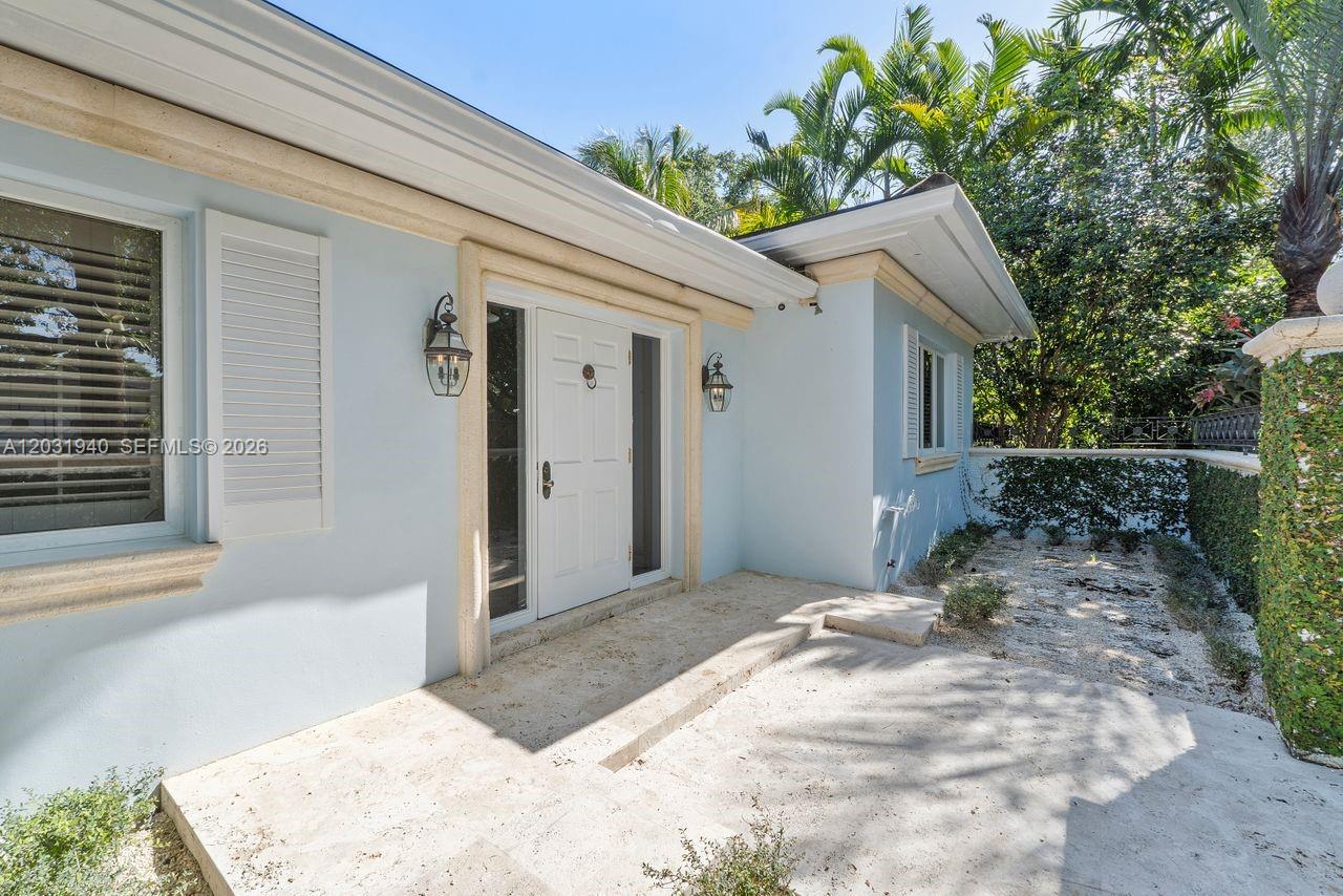 C GABLES RIVIERA SEC 12 - Residential Lease