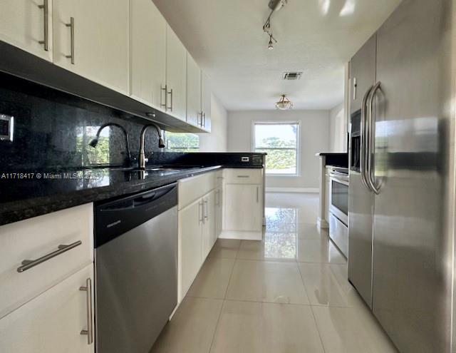 PEMBROKE ISLES 1 - Residential