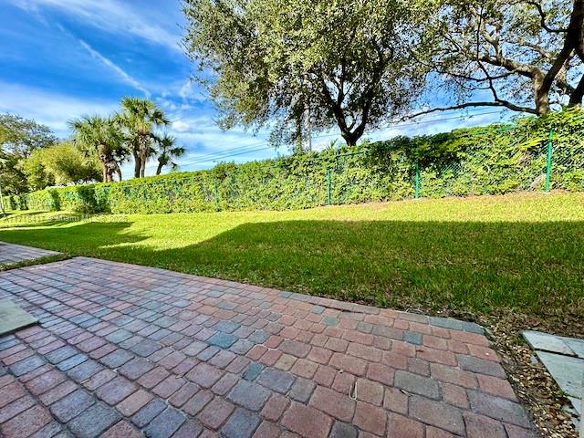 PEMBROKE ISLES 1 - Residential
