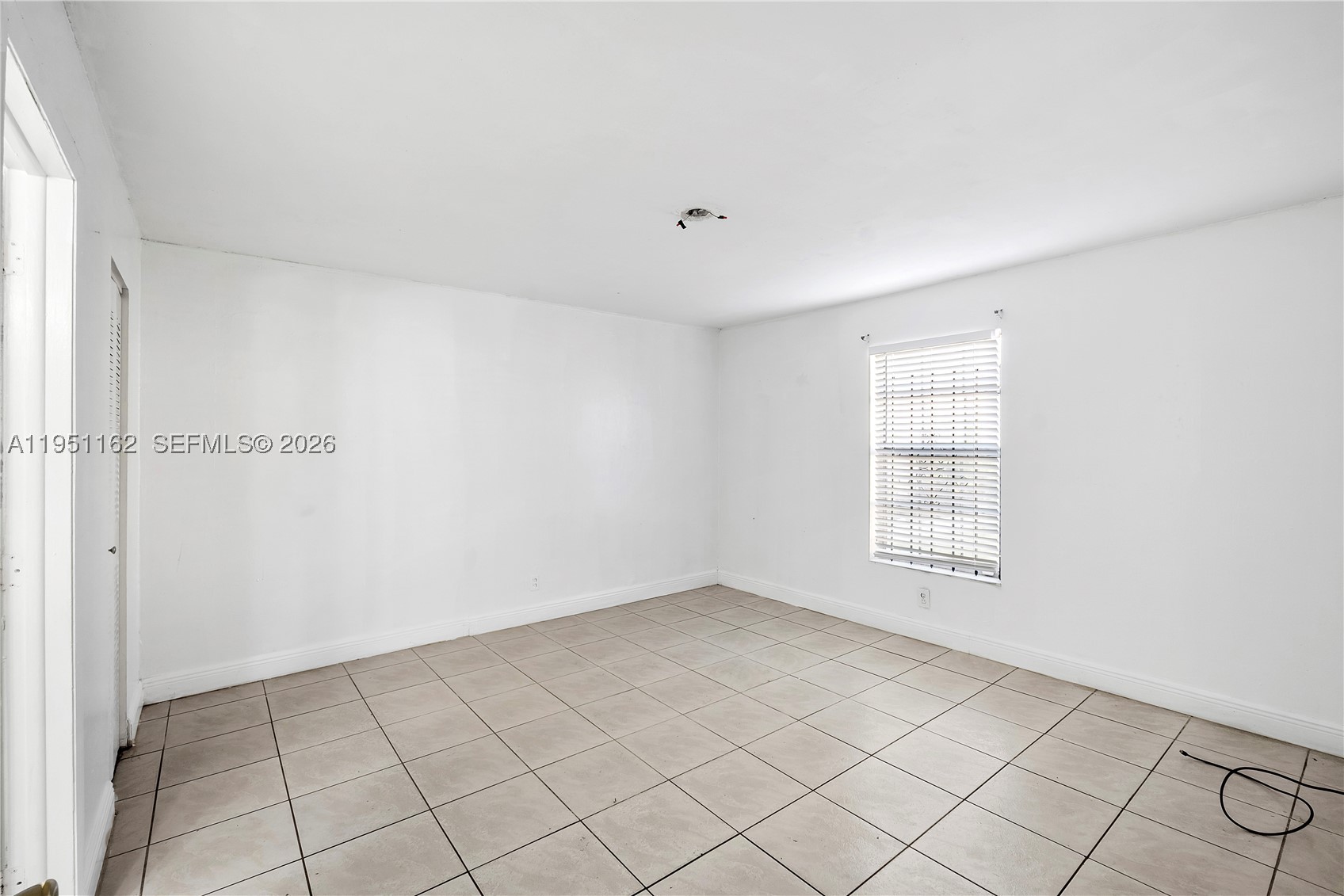 WOOD HUE IV CONDO - Residential