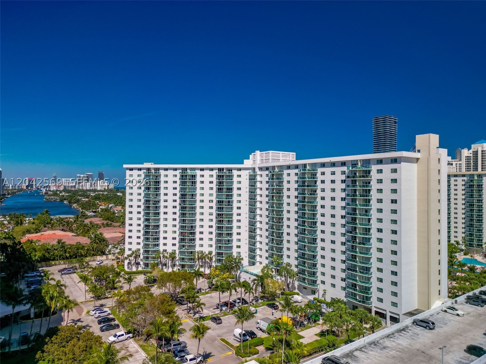 OCEANVIEW BUILDING B COND - Residential