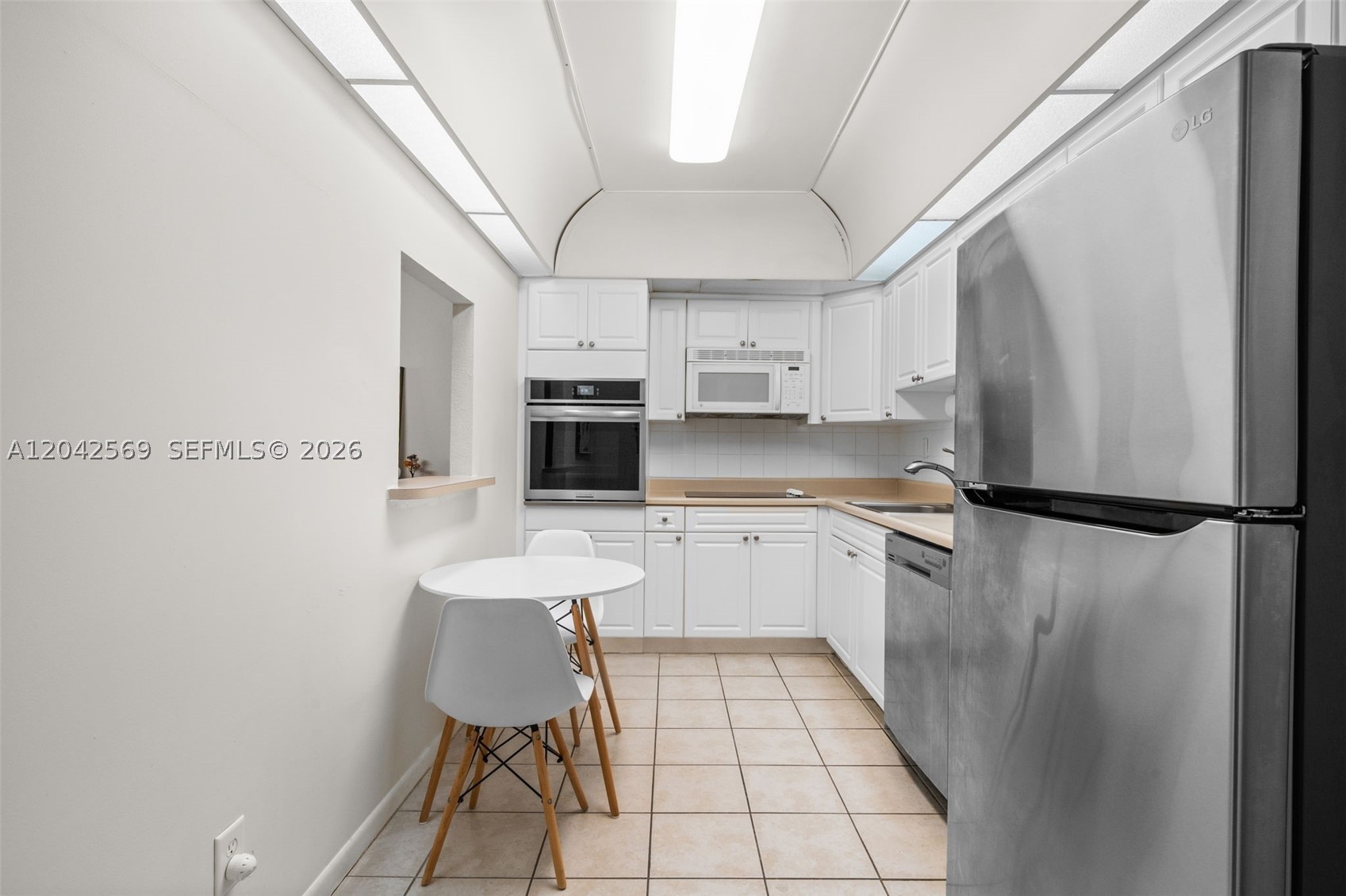 OCEANVIEW BUILDING B COND - Residential