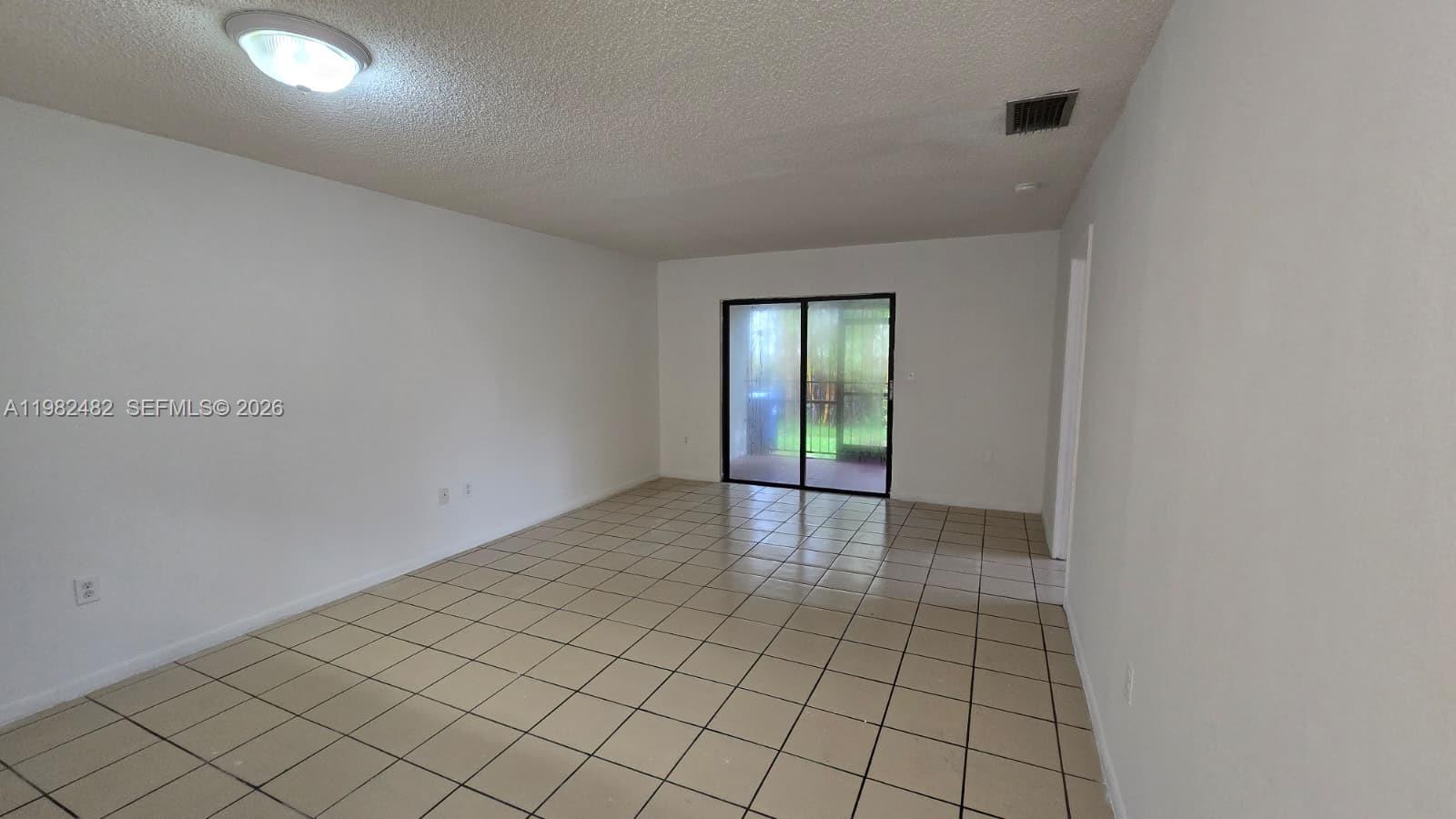 NORTH GARDEN VILLAS INC C - Residential Lease