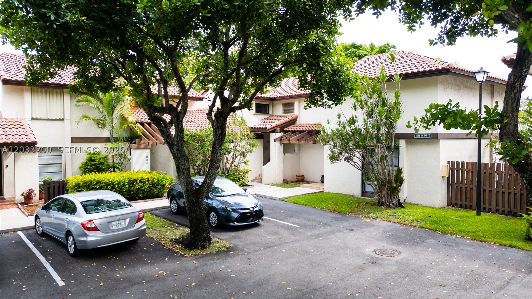 CROSSINGS VILG HOMES COND - Residential