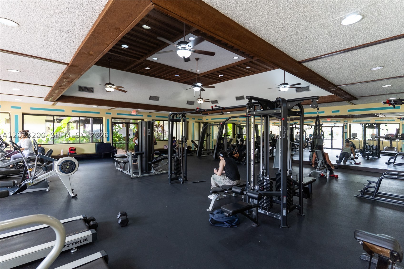 CROSSINGS VILG HOMES COND - Residential